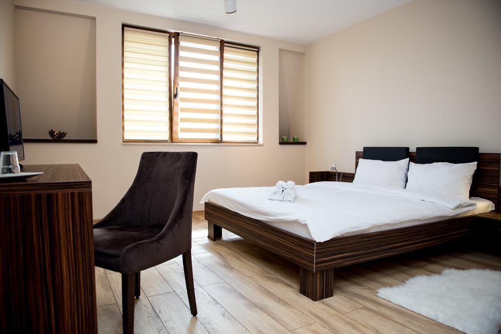 Luxe Stay Targu-Mures Bagian luar foto